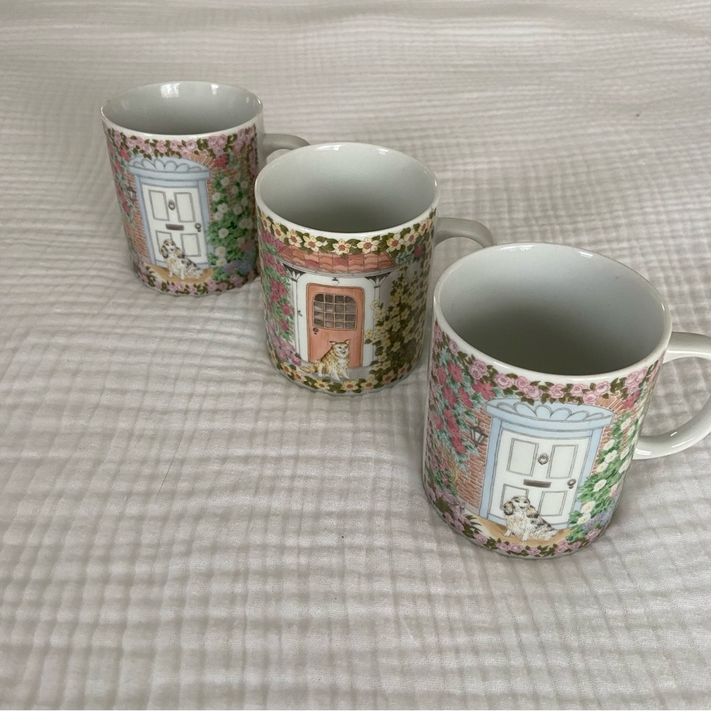 - Set of 3 Andrea by Sadek Country Cottage Charm Coffee/Tea Mugs